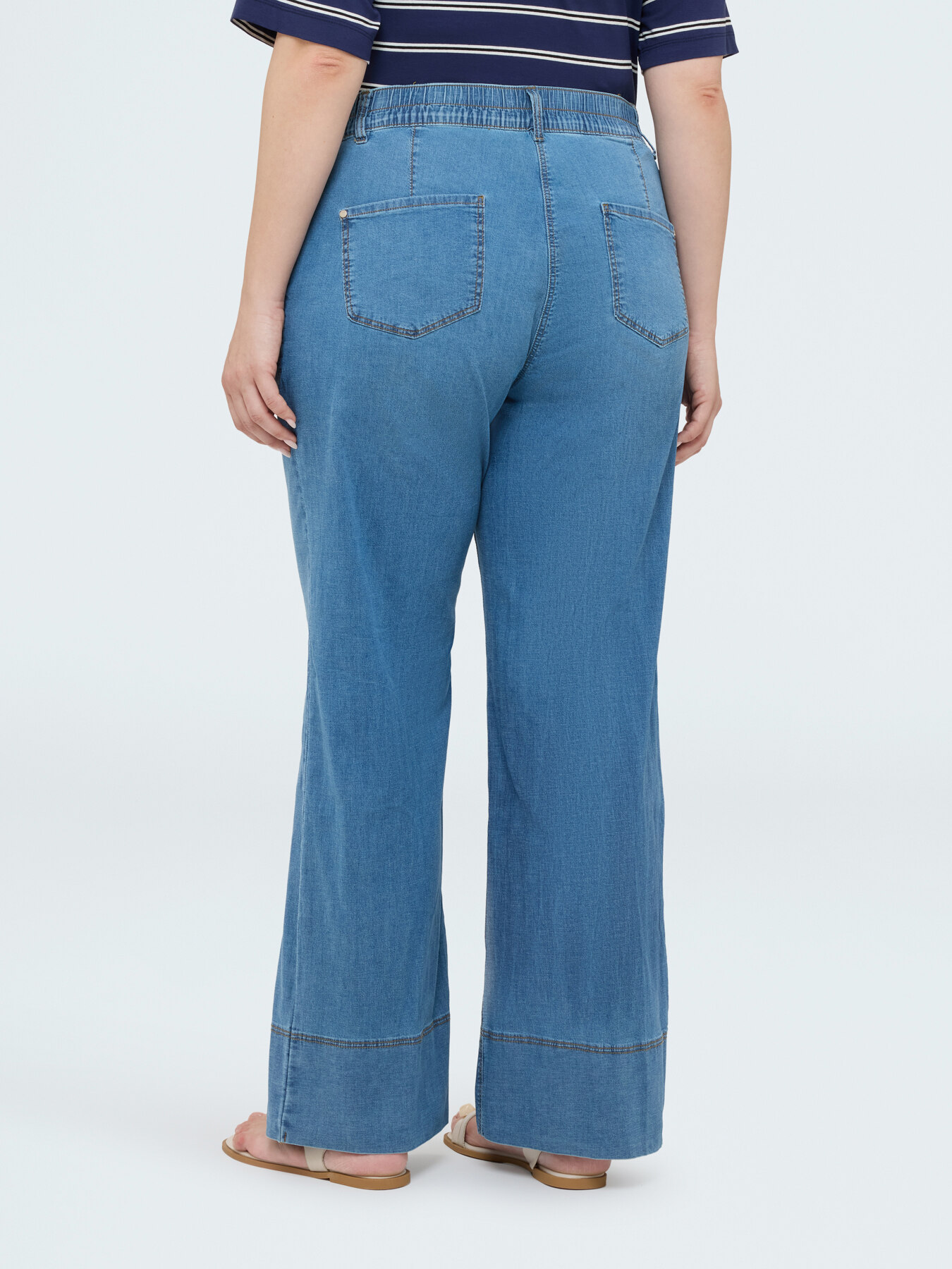 Wide leg jeans in tencel image number 1
