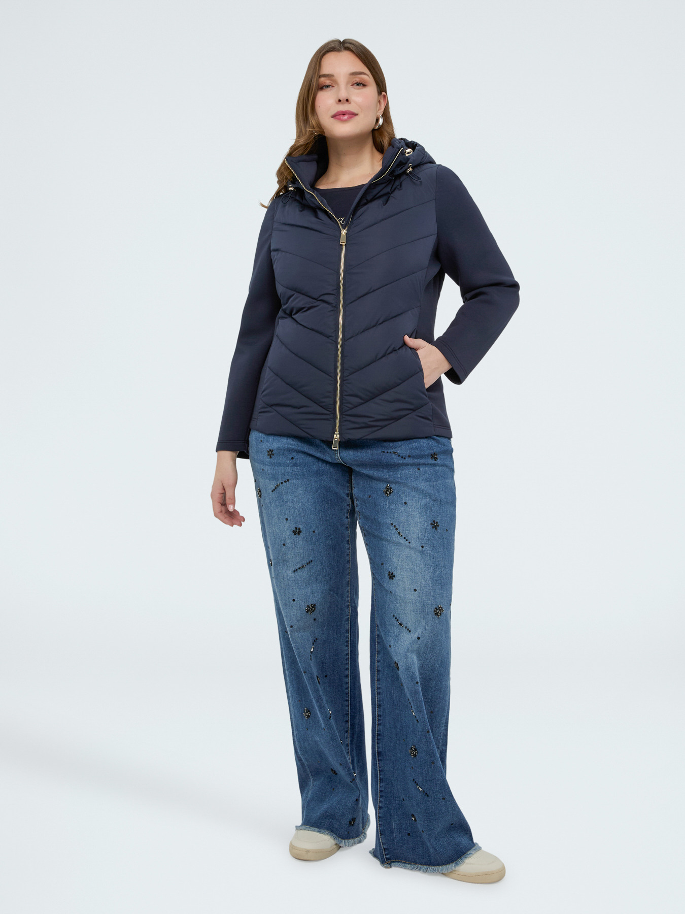 Two-tone puffer jacket with removable hood image number 3