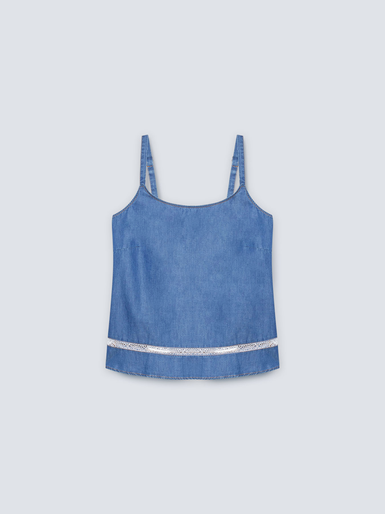 Top vaquero con bordes de encaje image number 4