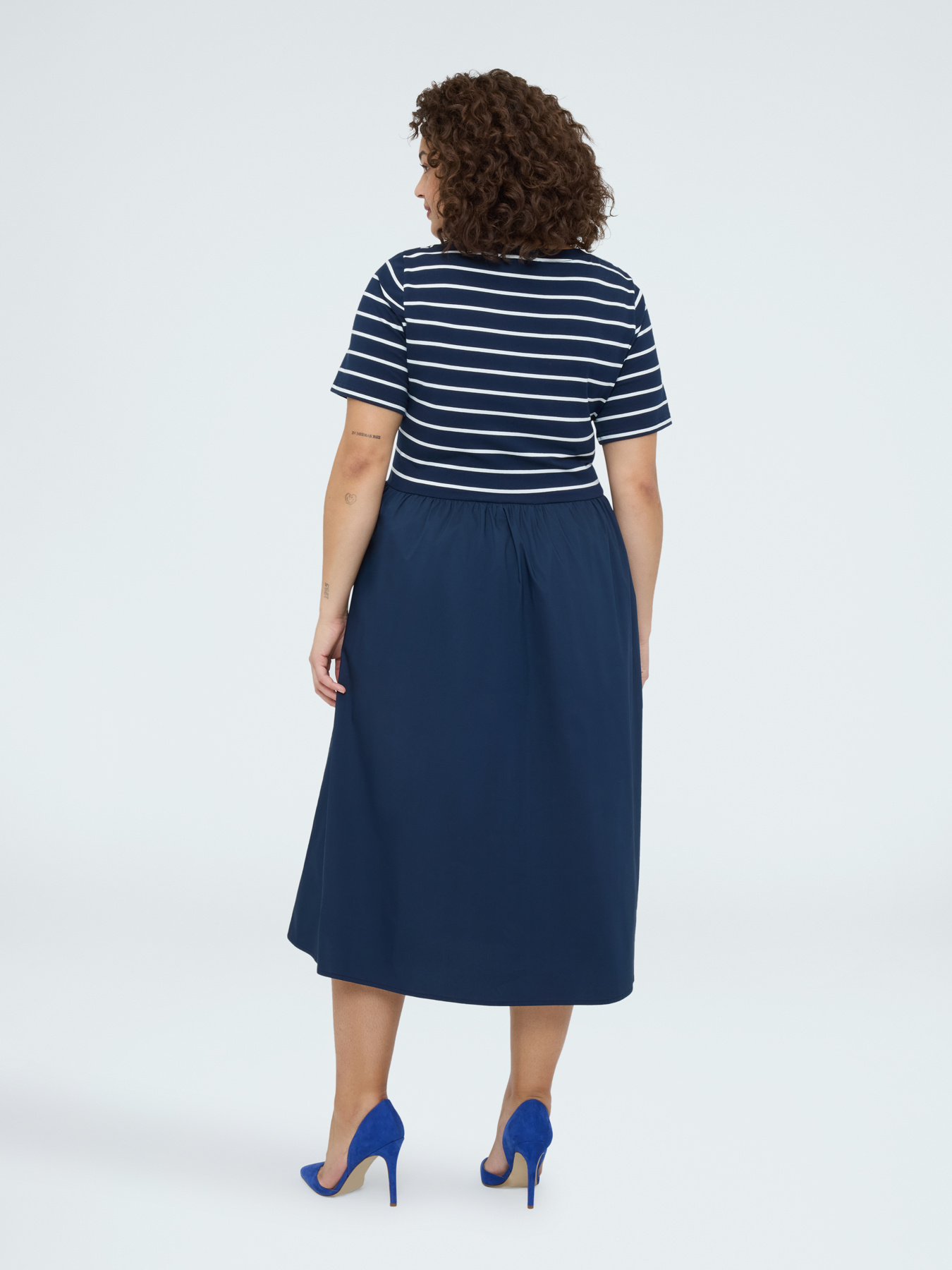 Hybridkleid in A-Linie image number 1