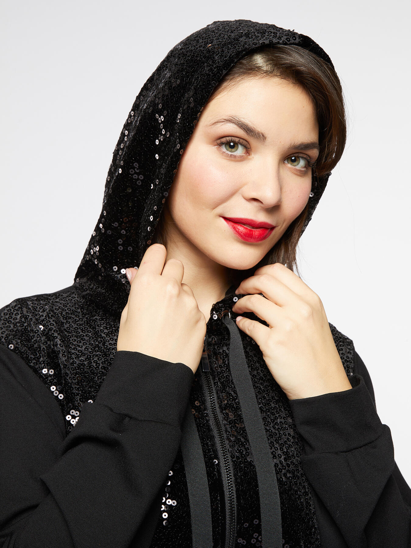 Sweatshirt with sequinned front and hood image number 2