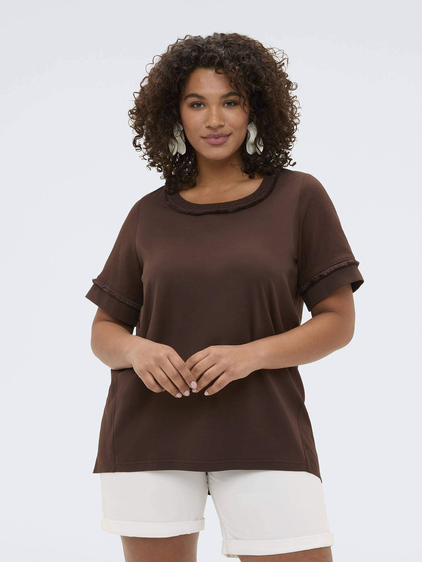 Two-tone linen blend T-shirt image number 3