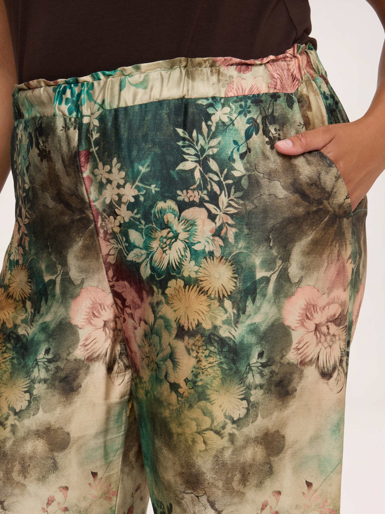 Pantaloni Wide Leg in raso di viscosa image number 3