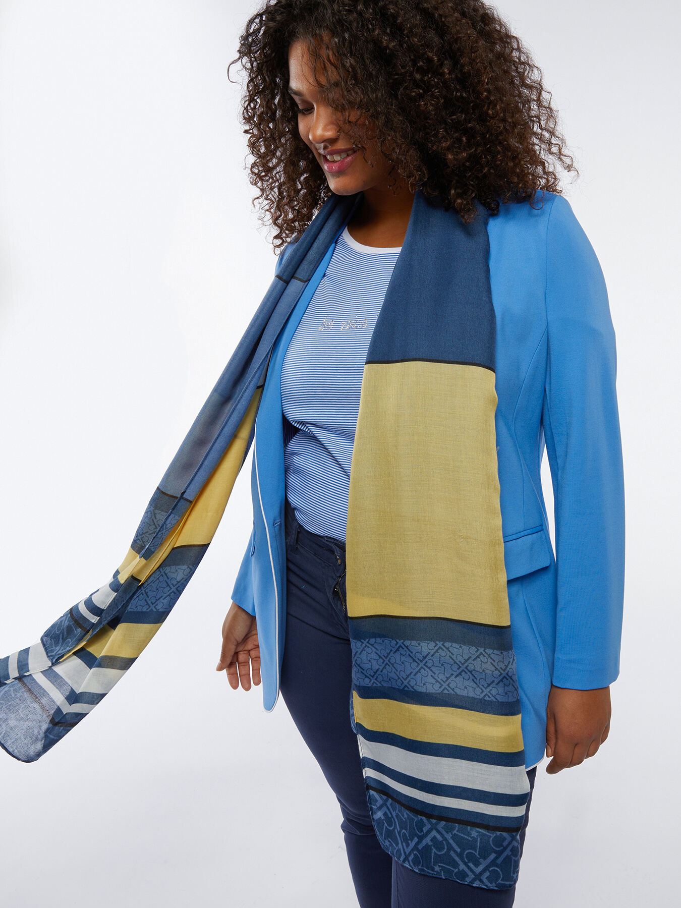 Sciarpa a quadri e righe image number 0