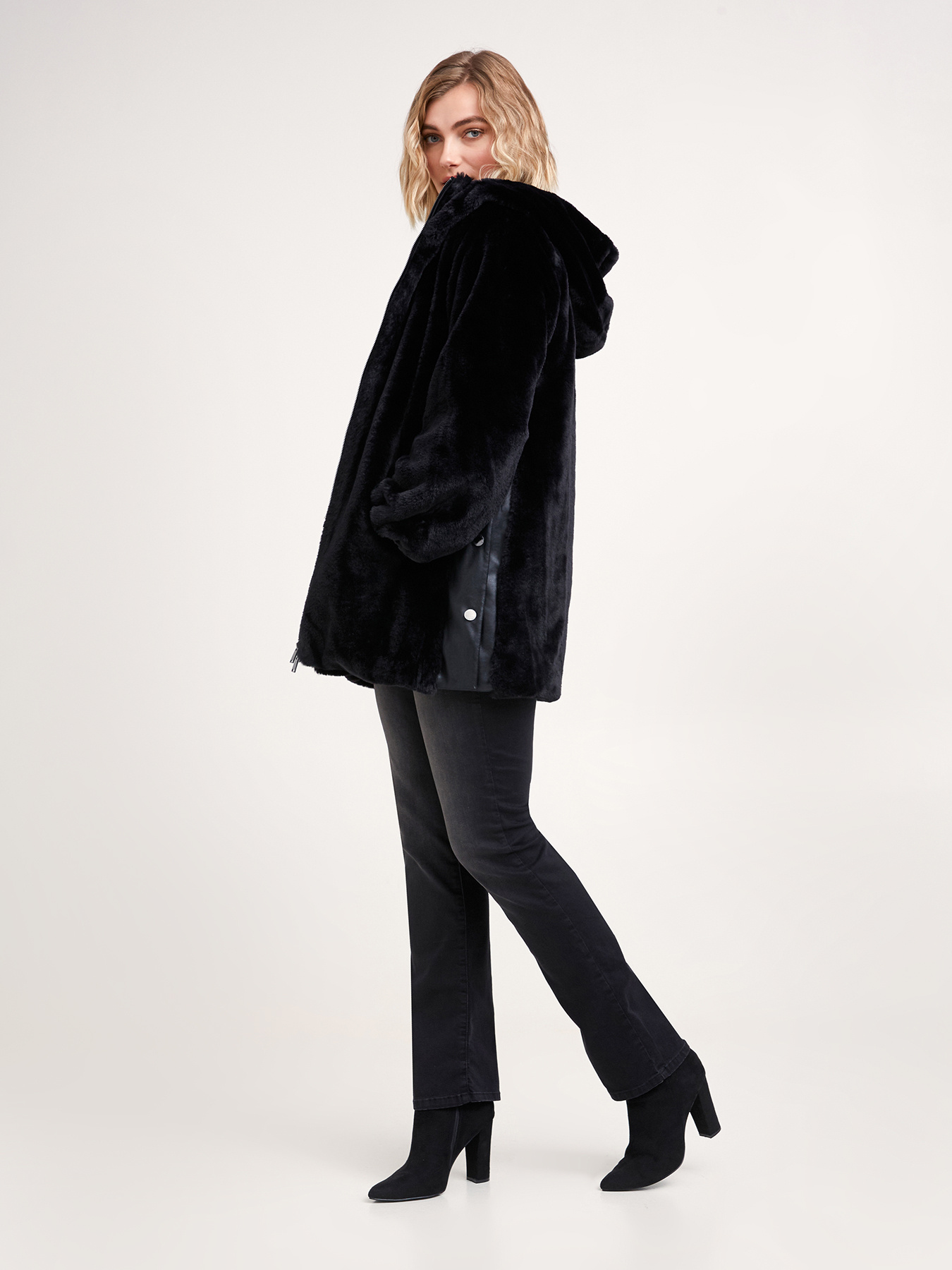 Cappotto in tessuto effetto pelliccia image number 2