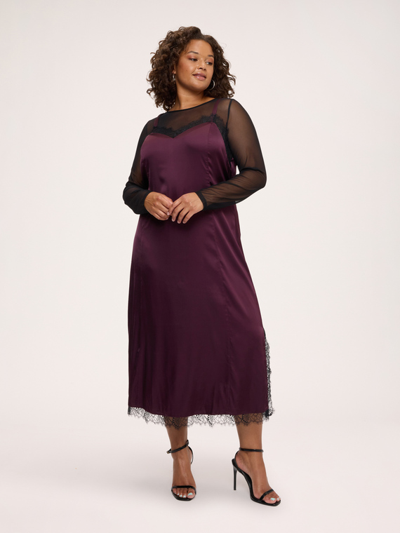 Slip dress in stretch satin with tulle and lace inserts