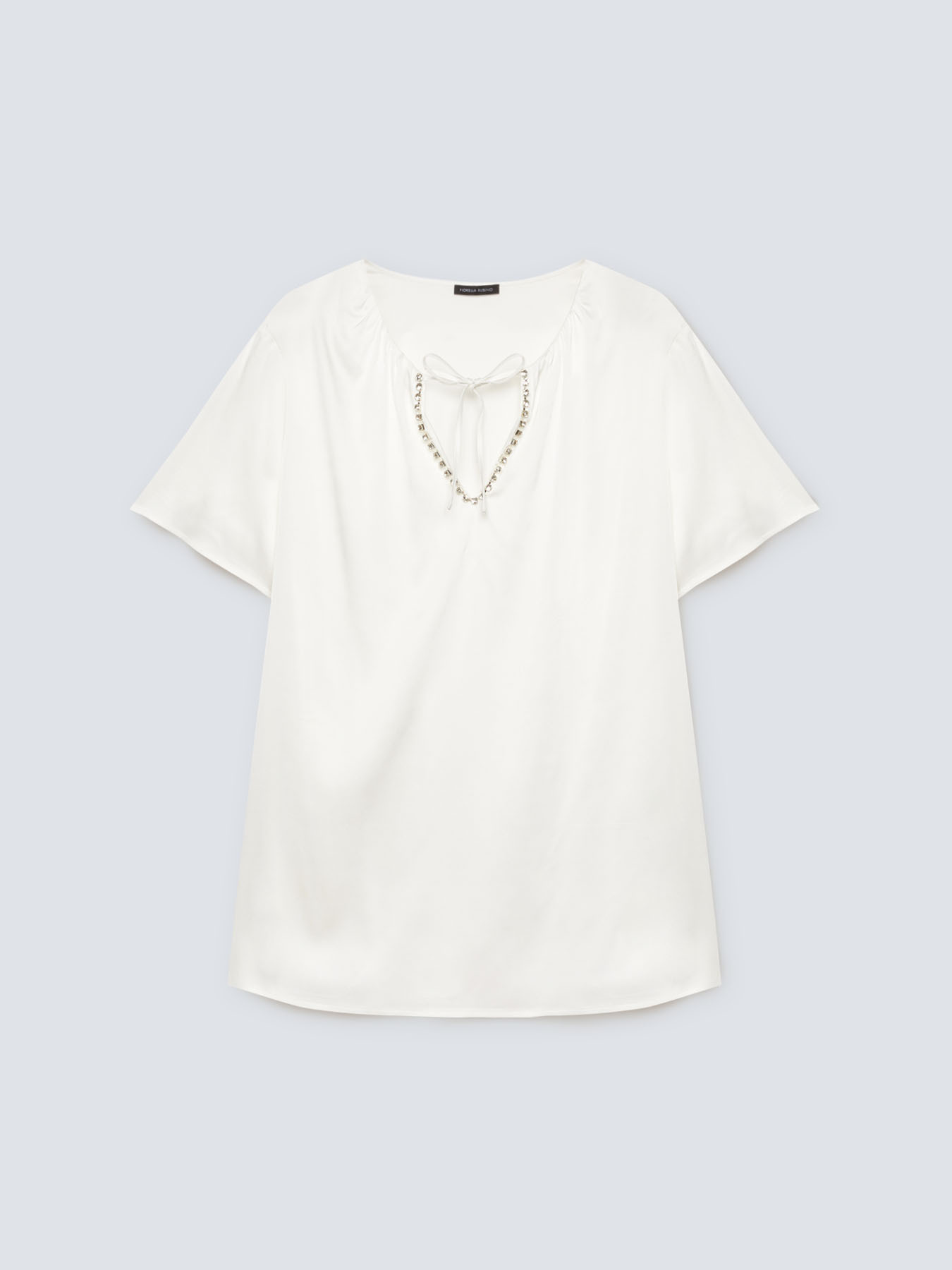 Blusa in raso con ricamo image number 4