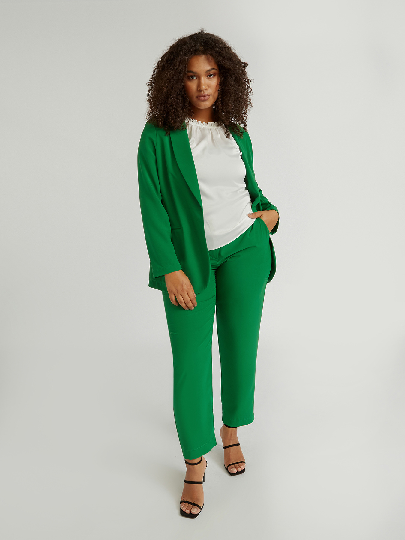 Pantaloni dritti fluidi image number 0