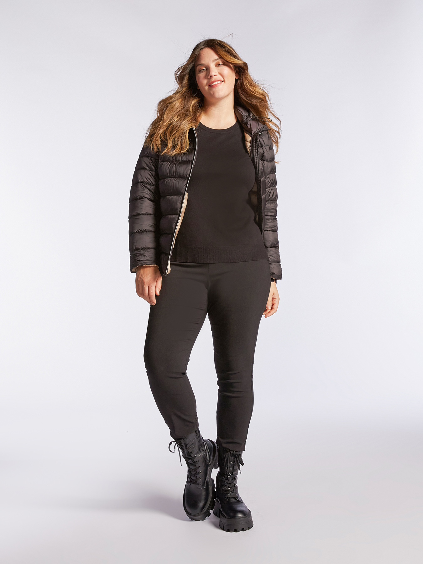 Piumino light weight con cappuccio staccabile image number 0