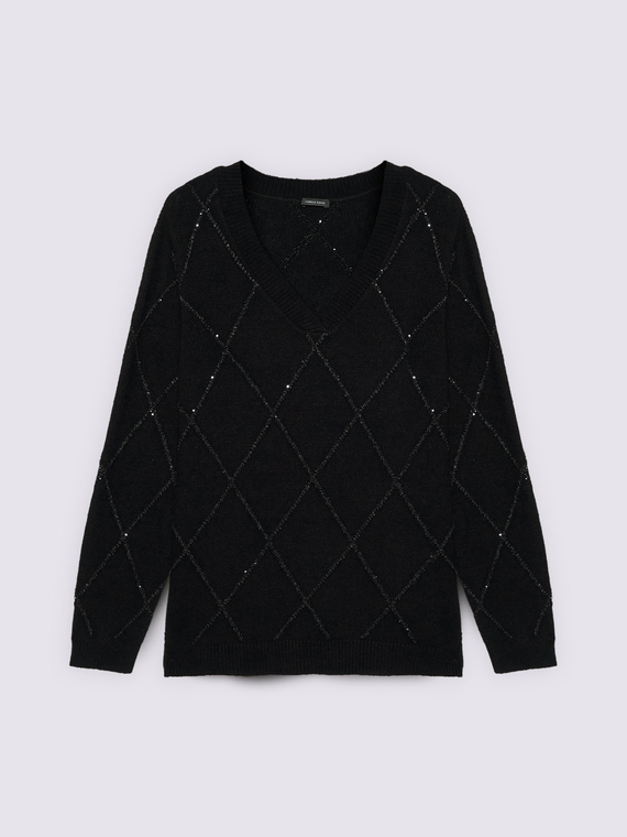 Sweater with bright diamond pattern