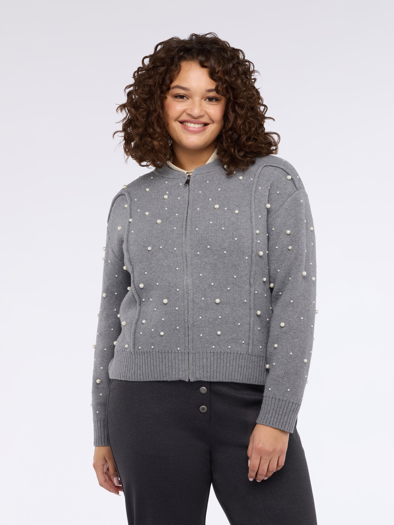 Cardigan decorato con perle image number 2