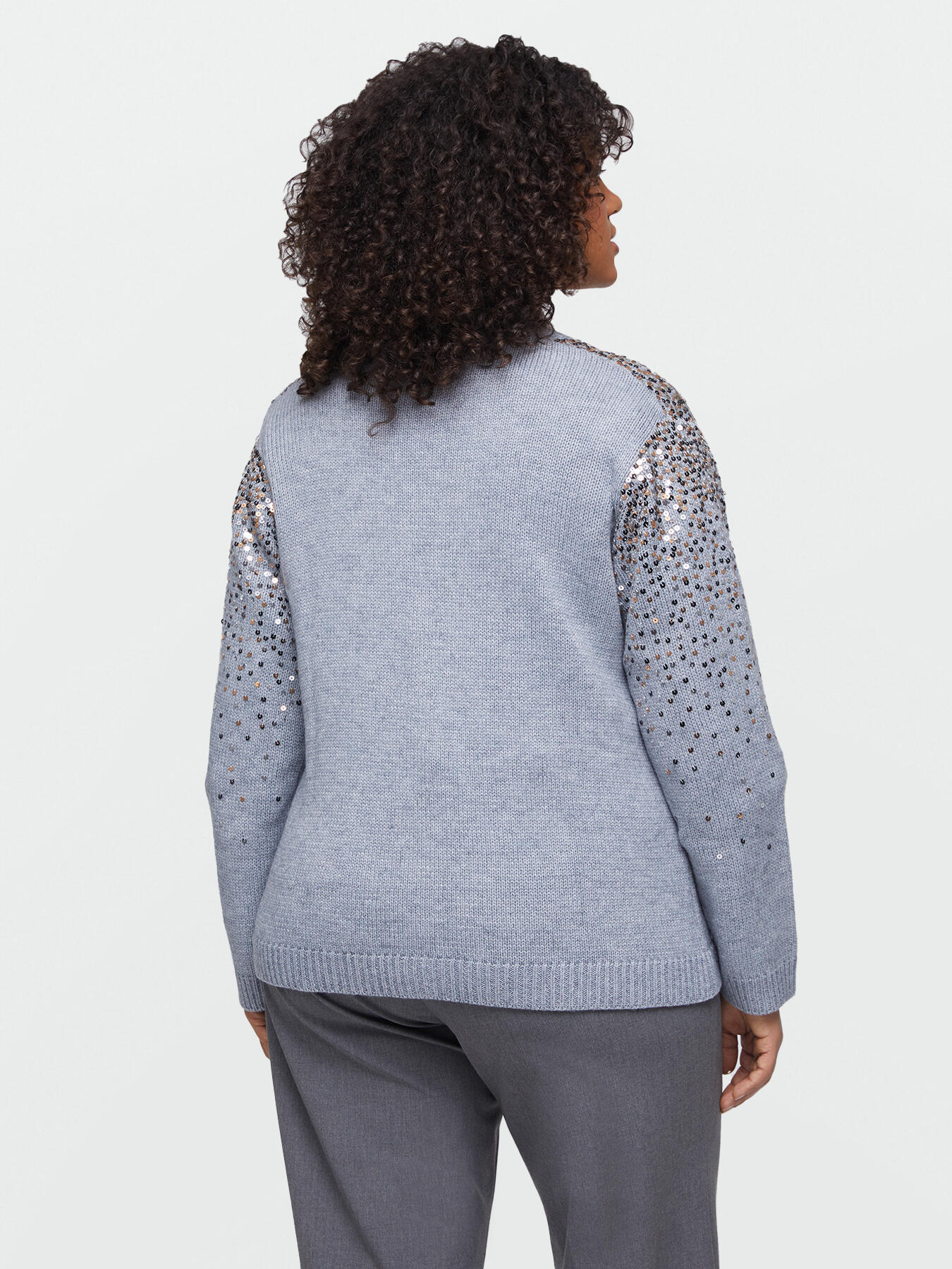 Cardigan with application image number 1