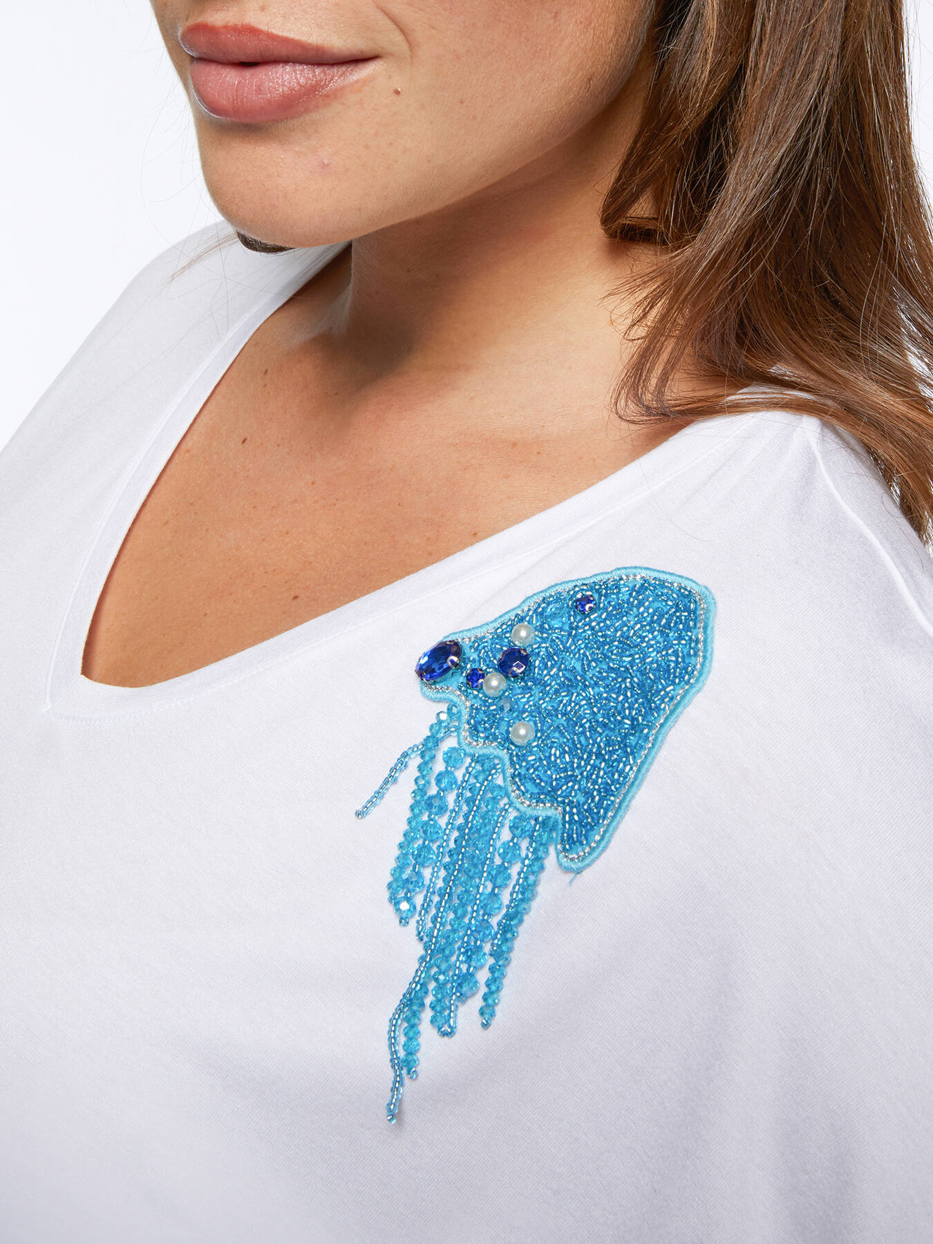 T-shirt avec broderie m&eacute;duse image number 2