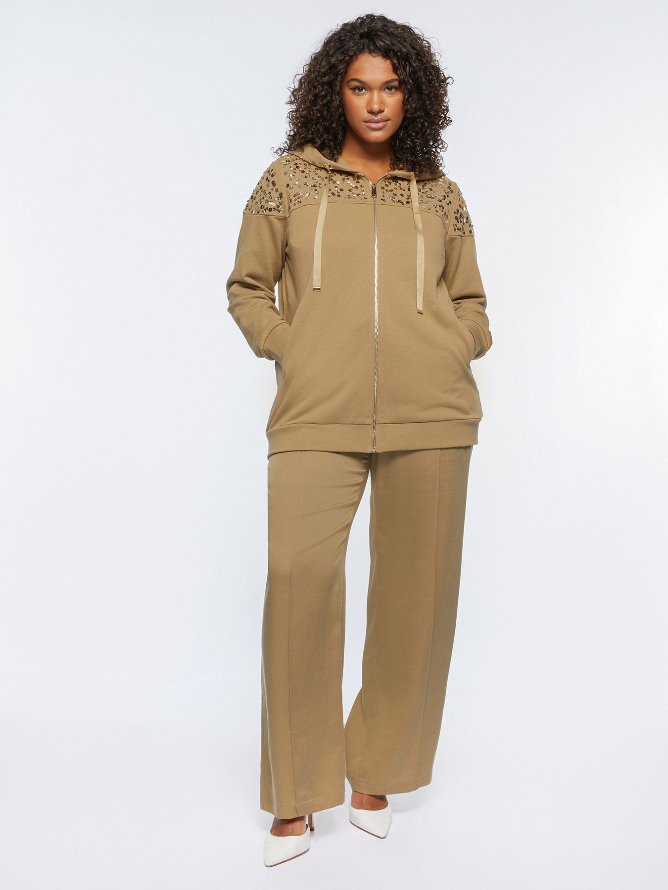 Sweatshirt with sequins image number 2