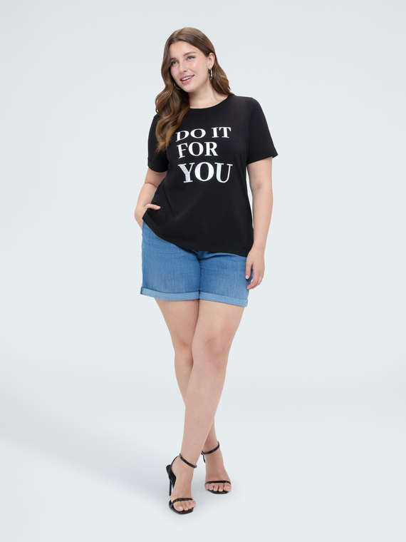 Cotton t-shirt with motivational slogan
