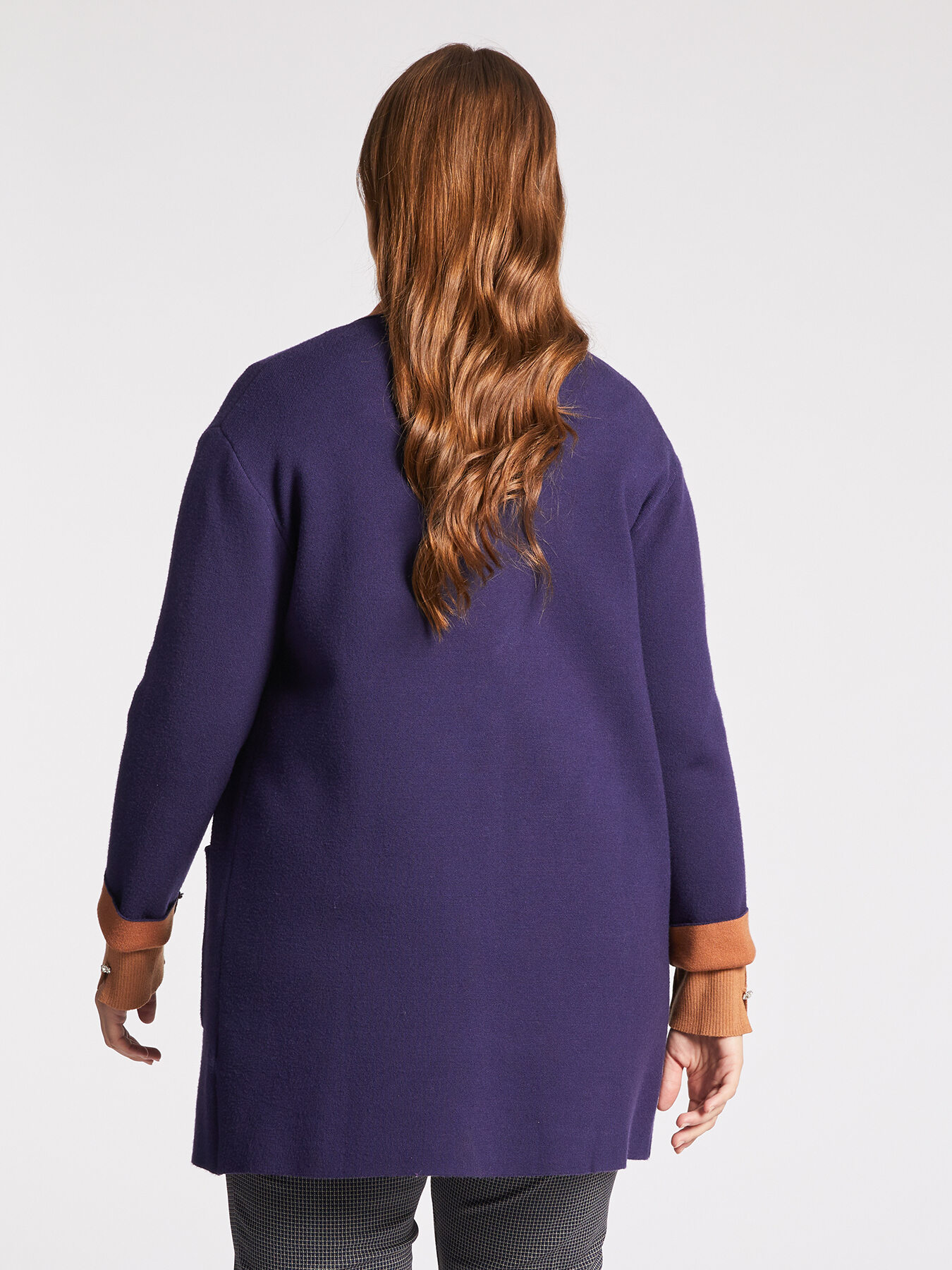 Cardigan bicolor image number 1