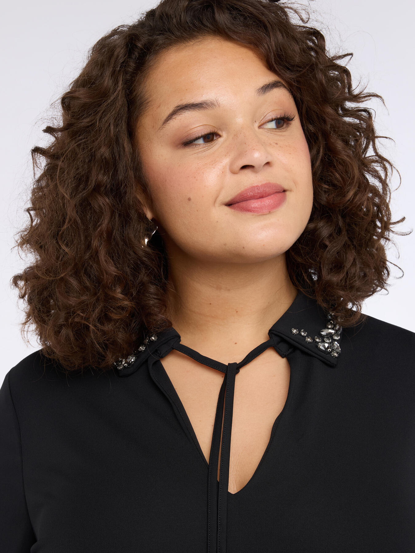 T-shirt in jersey con colletto prezioso image number 2