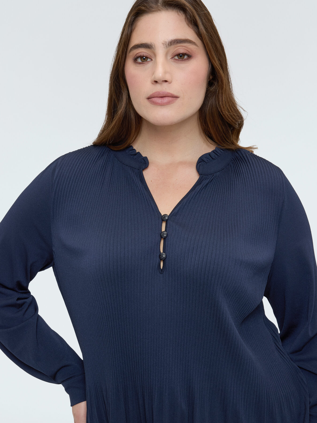 Blusa in jersey pliss&eacute; con bottoni image number 3