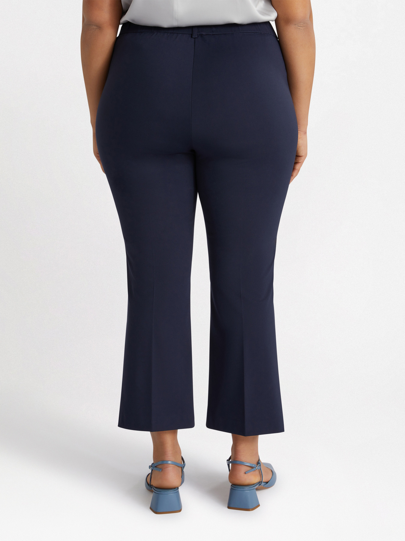 Pantalon kick flare en maille Milano image number 1