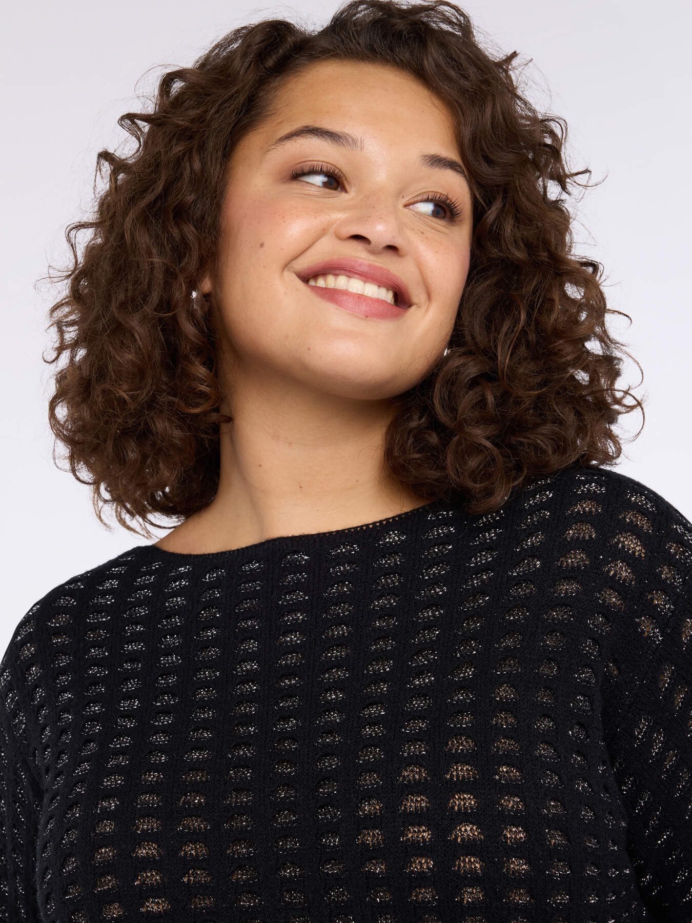 Lurex-Pullover mit Carmenausschnitt image number 3