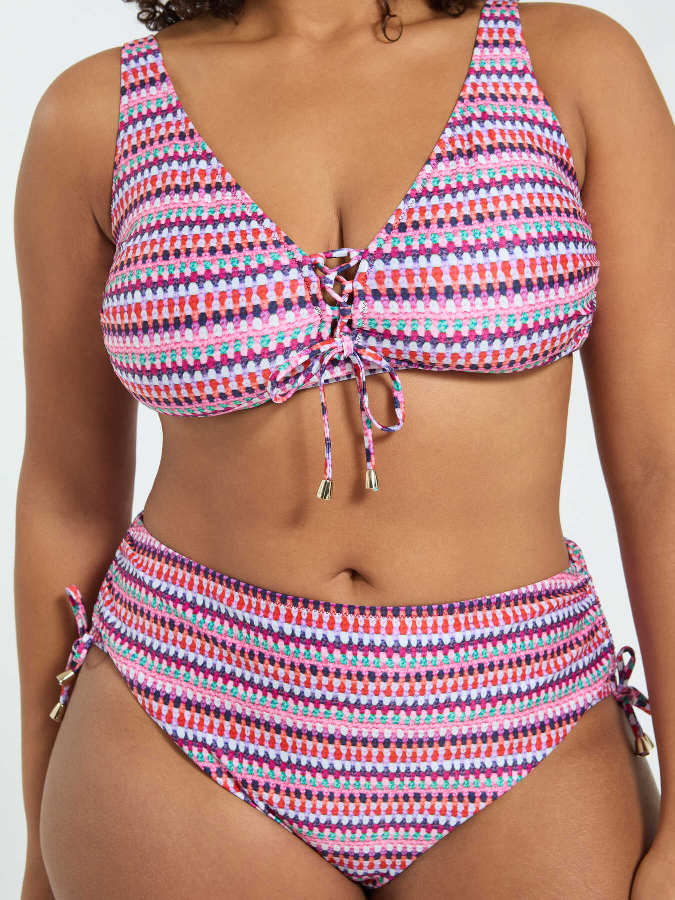 Bikini deux pi&egrave;ces avec imprim&eacute; multicolore et lacets image number 3