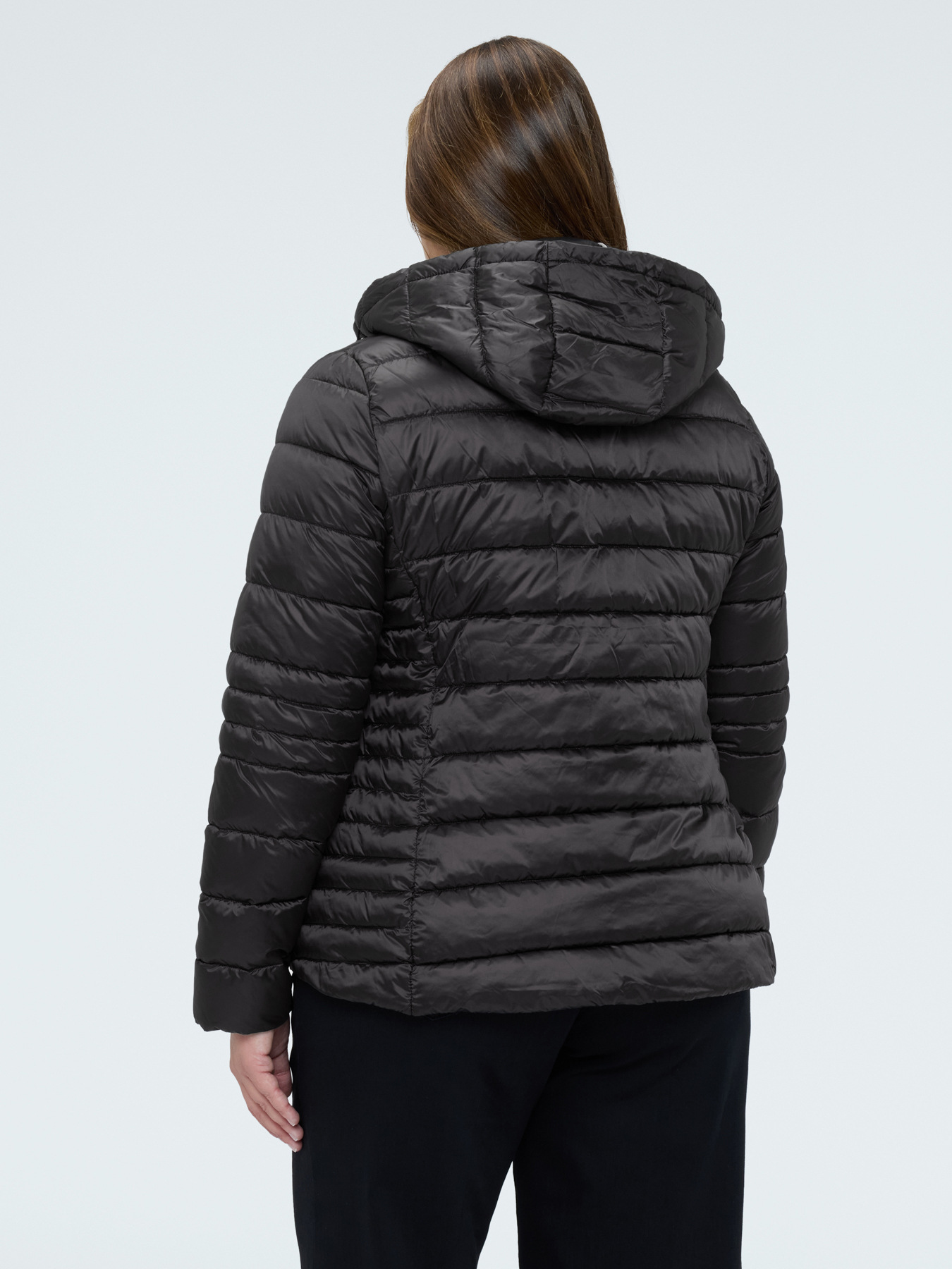 Quilted down jacket with detachable hood image number 1