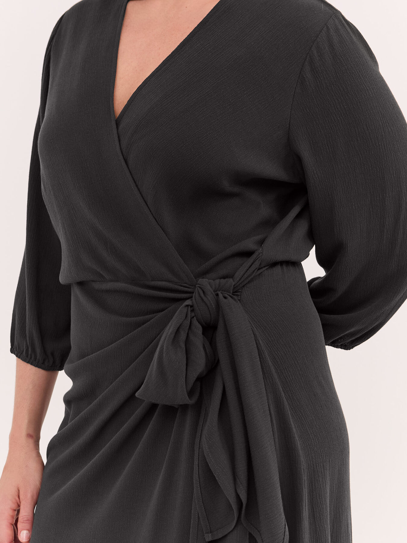 JOY wrap dress in viscose image number 3