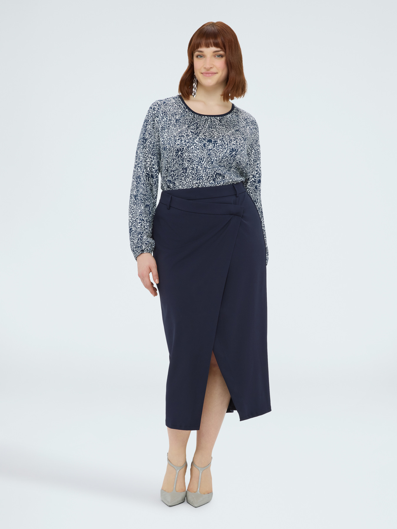 Blouse with floral print image number 3