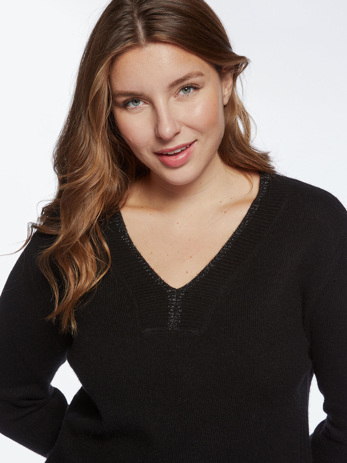 Pull &agrave; c&ocirc;tes image number 3