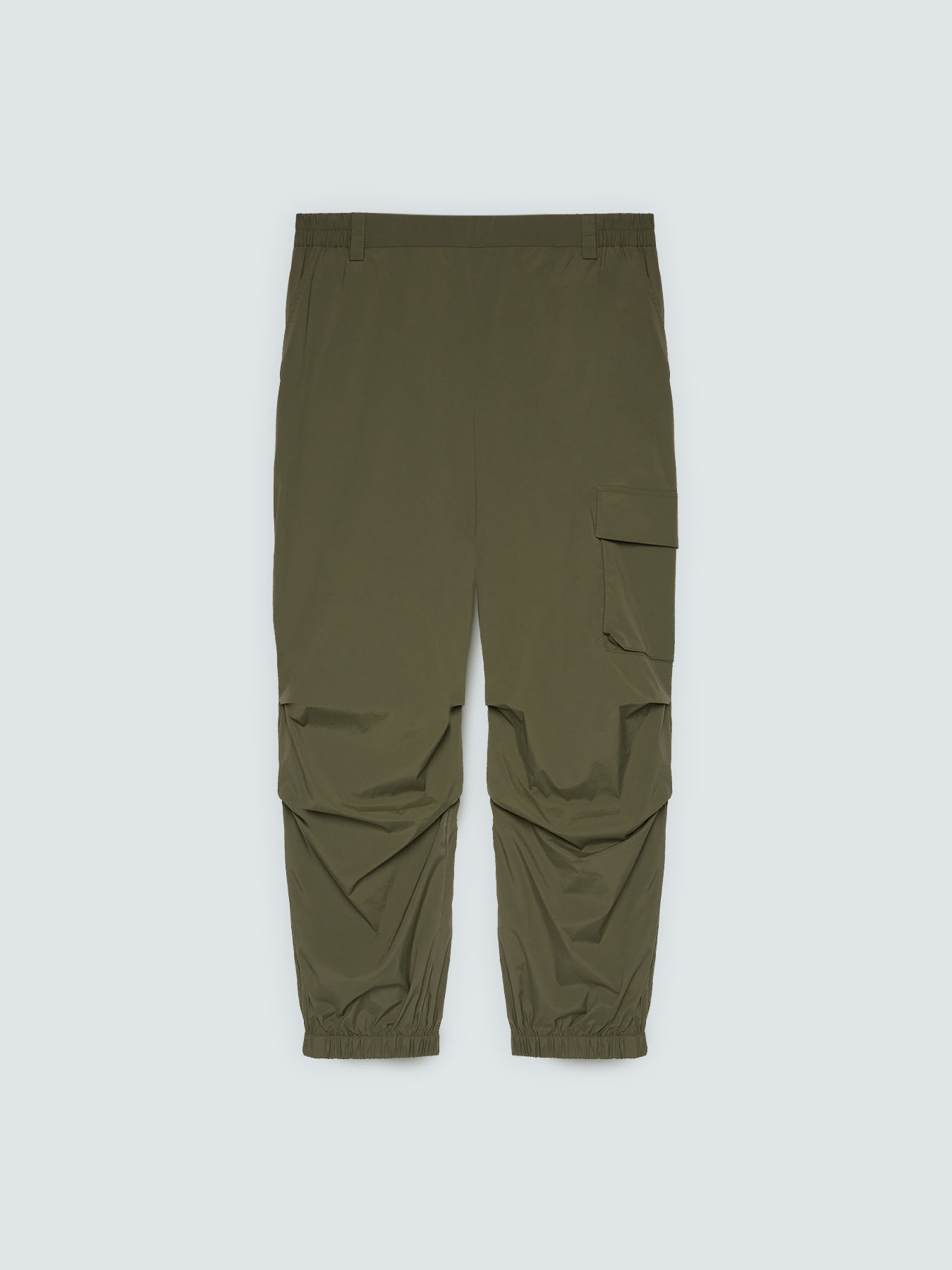 Pantaloni cargo in nylon image number 4