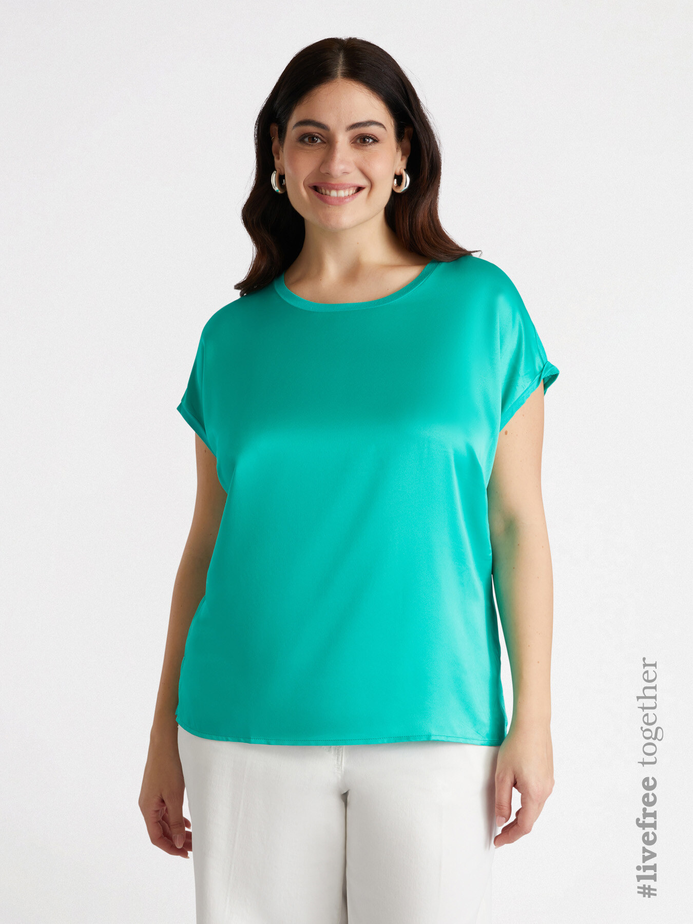 Zweistoffiges T-Shirt mit rundem Ausschnitt und Kimono&auml;rmeln image number 0