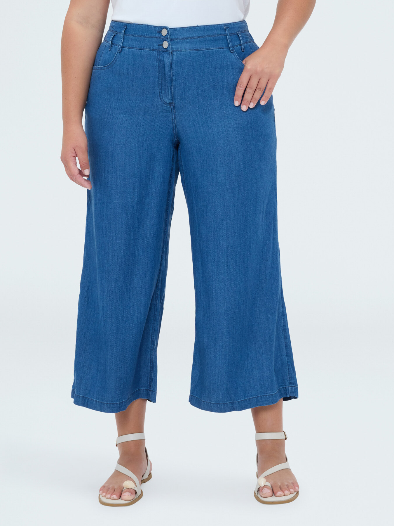 Cropped Tencel jeans image number 0