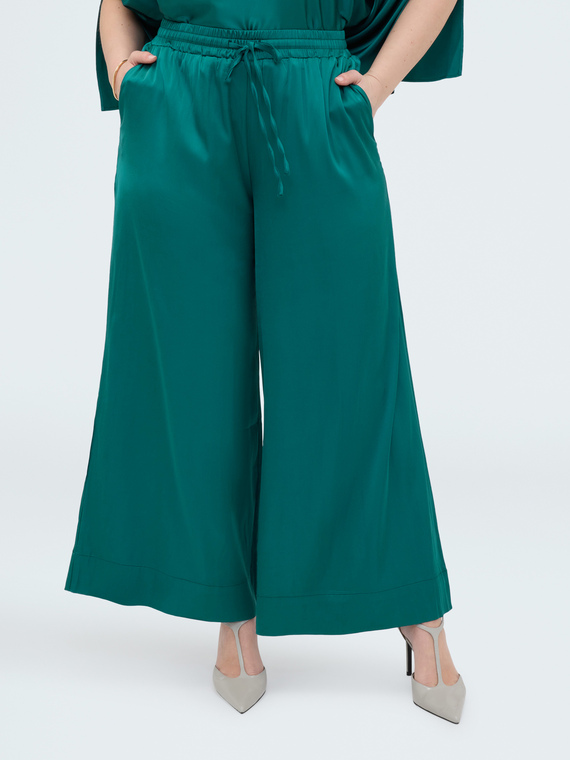 Wide Leg Trousers in Viscose Satin