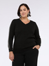 Maglia scollo a V con applicazioni strass image number 3