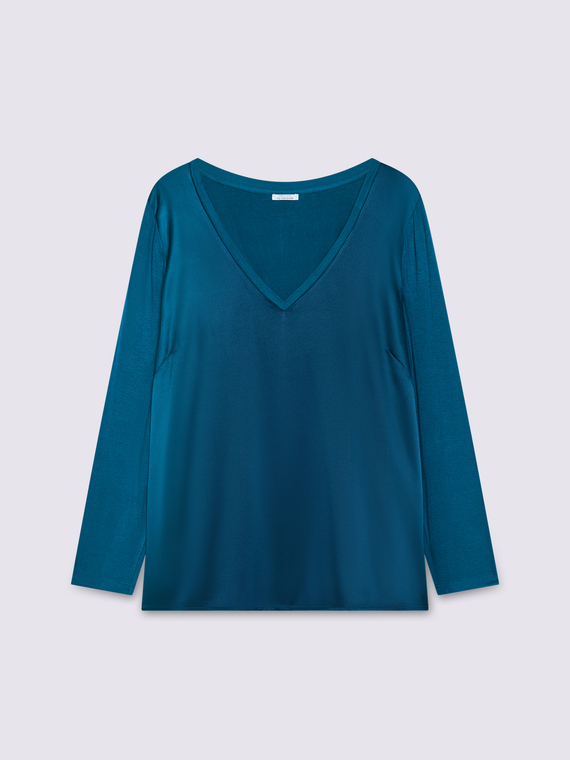 Two-material V-neck T-shirt with long sleeves