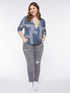 Slim Girlfit Jeans mit Rissen und Pailletten image number 3