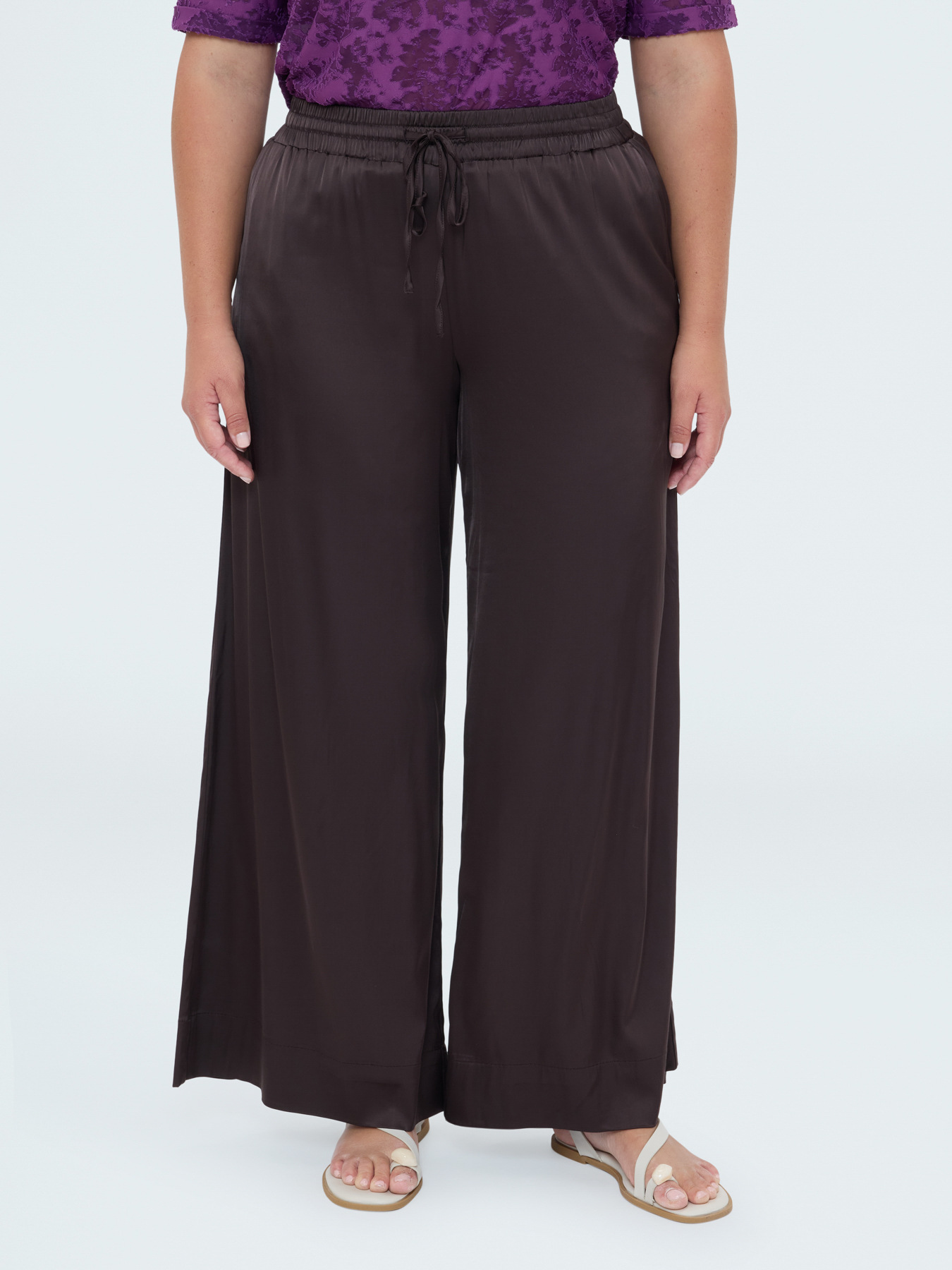 Pantalon Wide Leg en satin de viscose image number 0