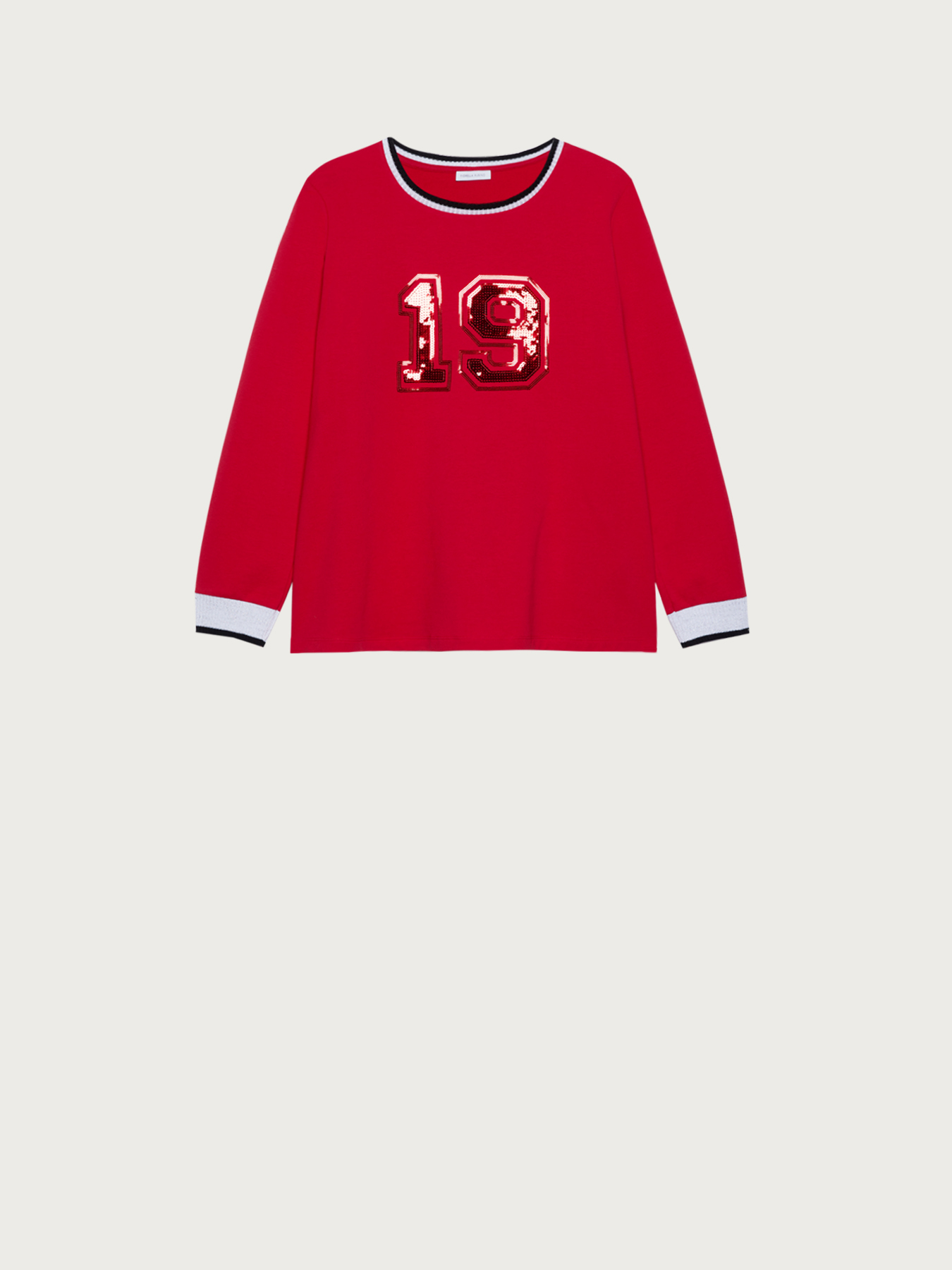 Sudadera bordada image number 3