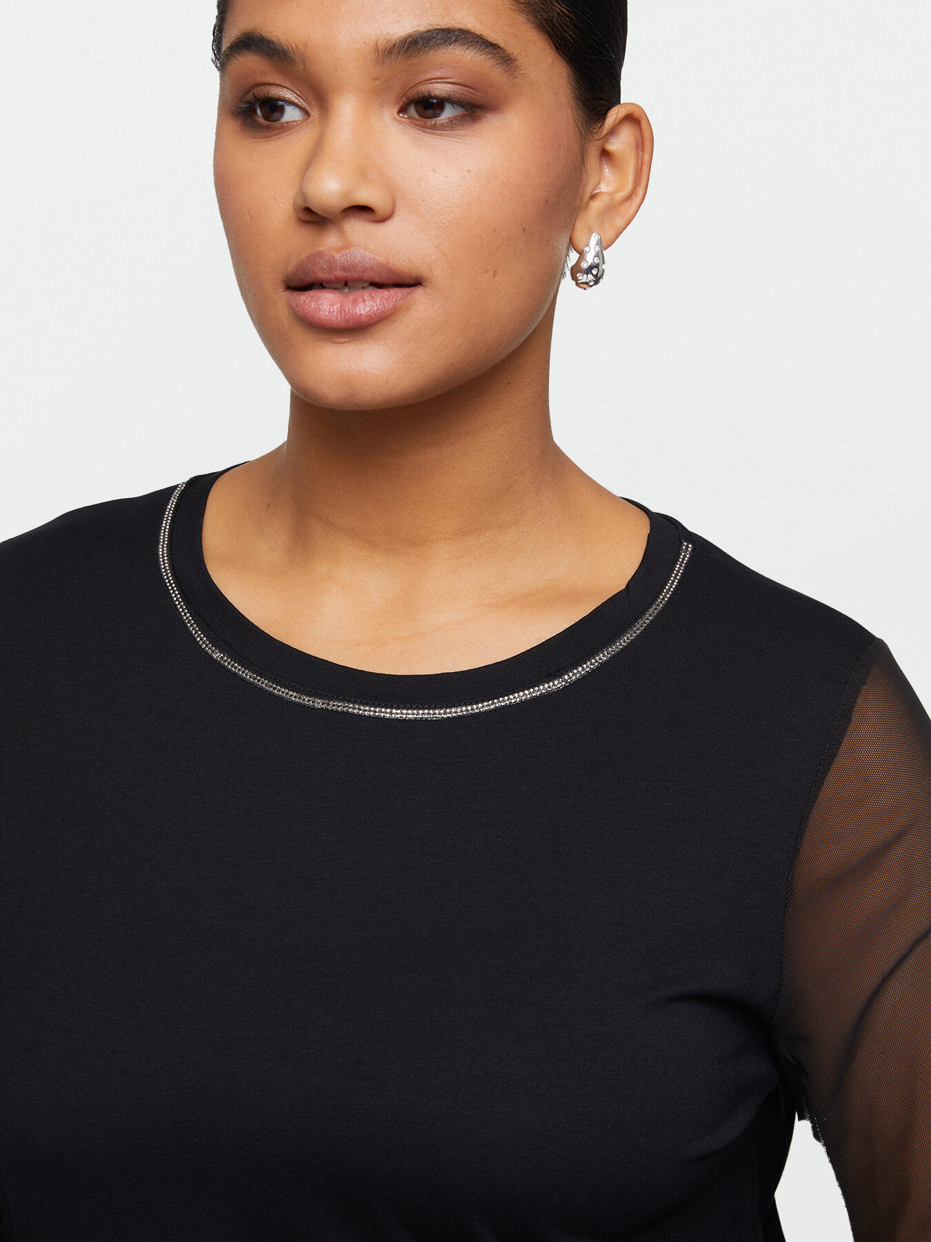 T-shirt with tulle sleeves image number 3