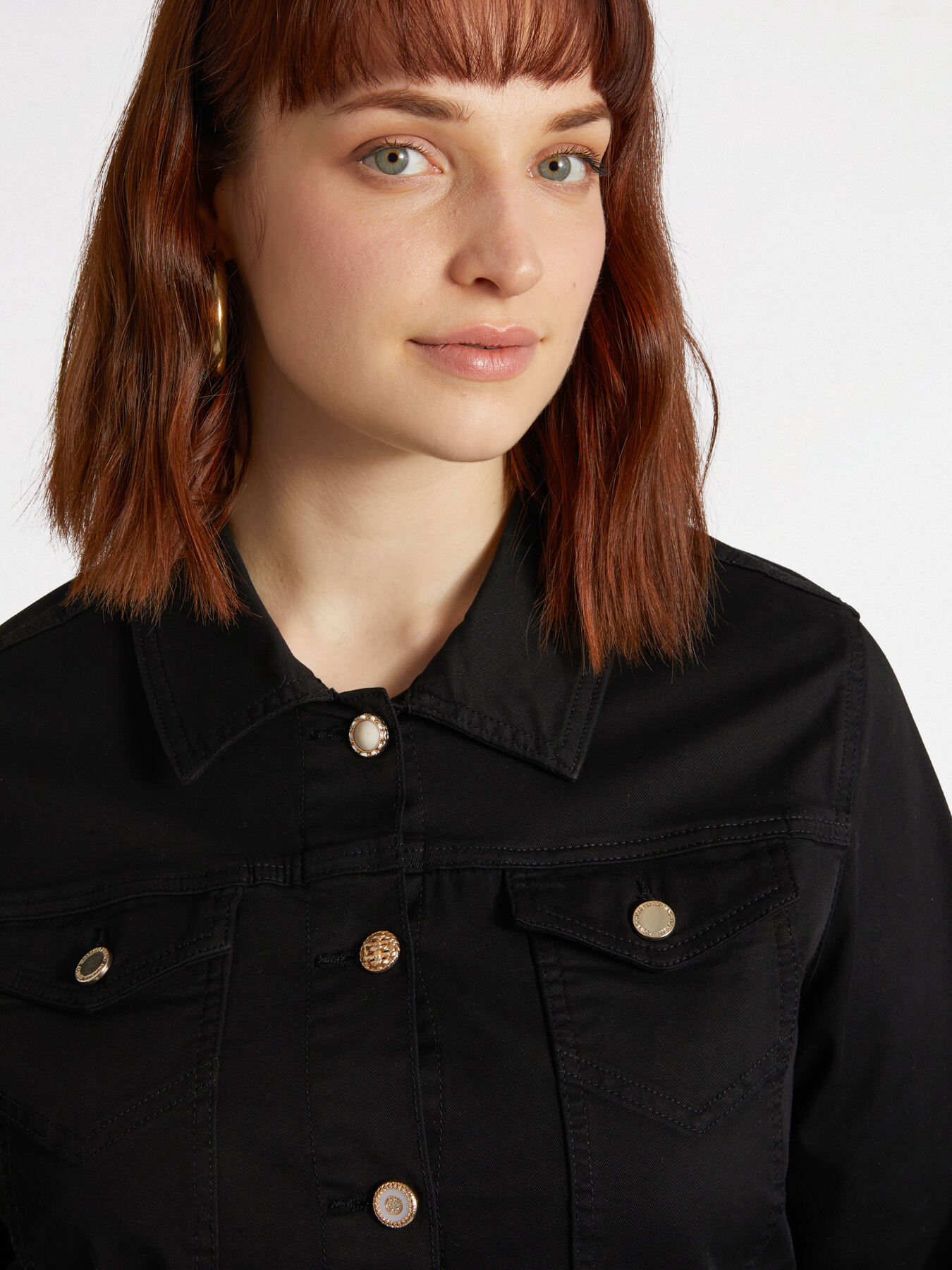 Giacca leggera con bottoni decorati image number 4