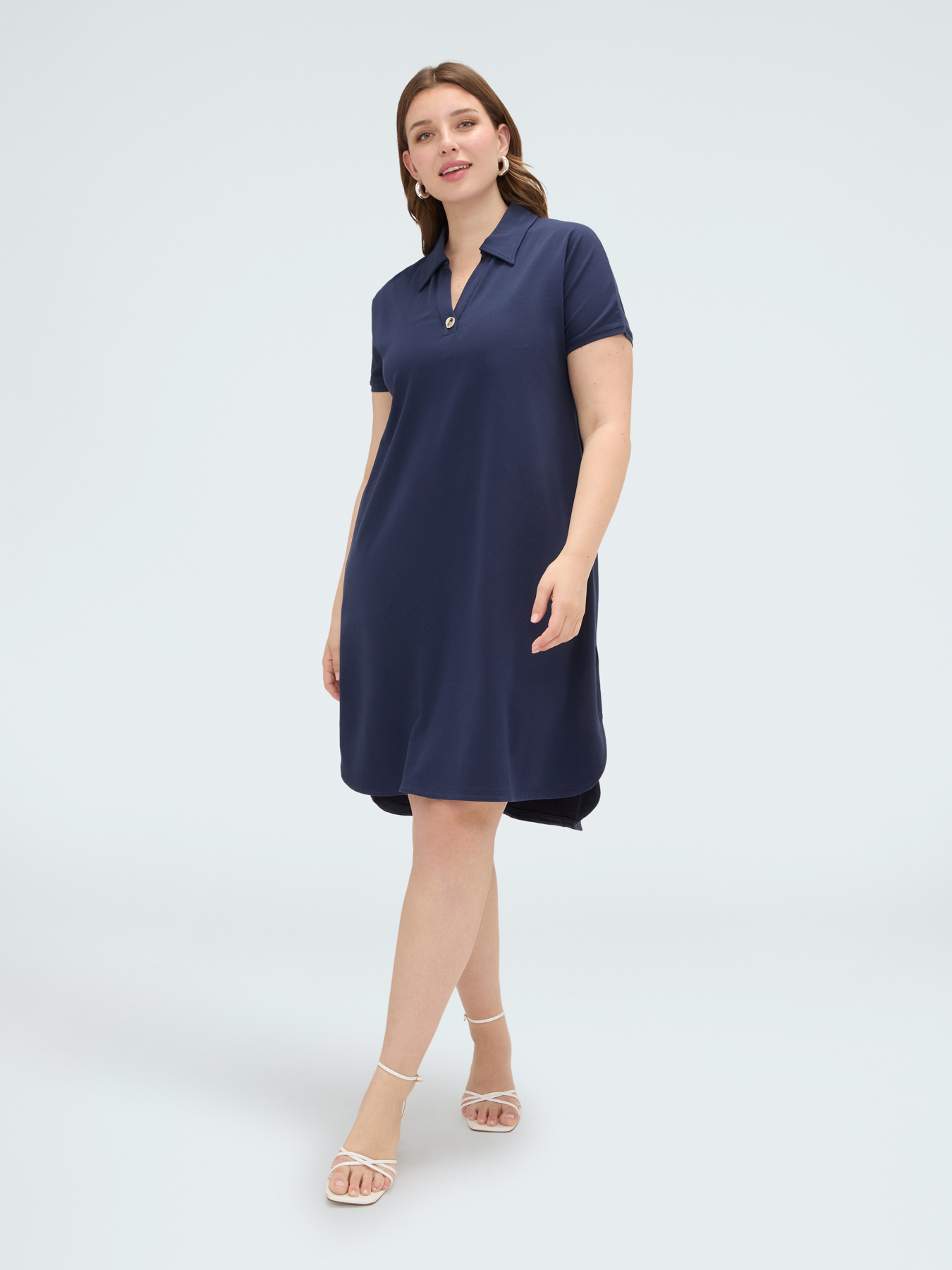 Dress with polo collar and jewel button image number 3