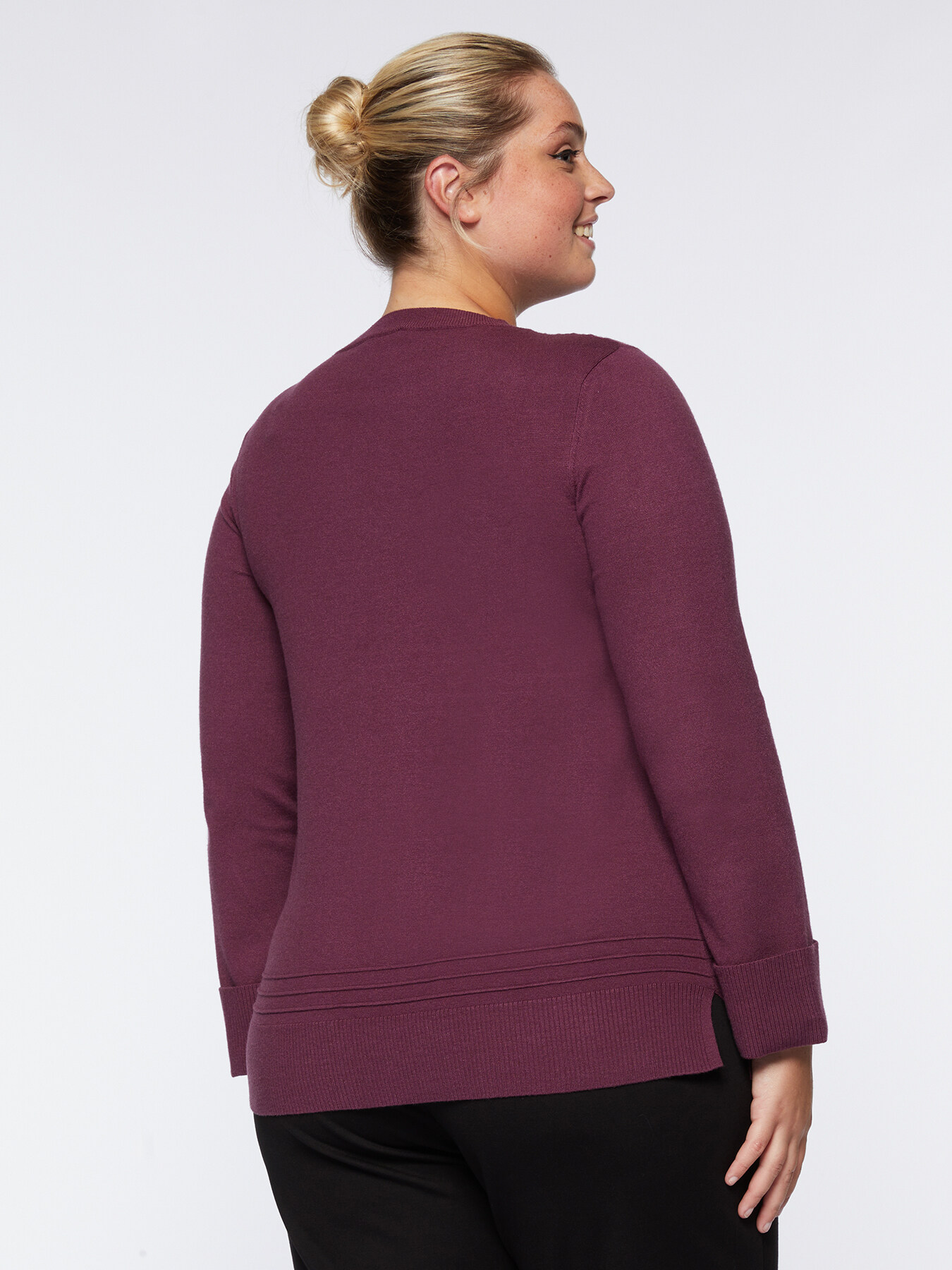 Jersey otomano de ECOVERO™ con botones image number 1