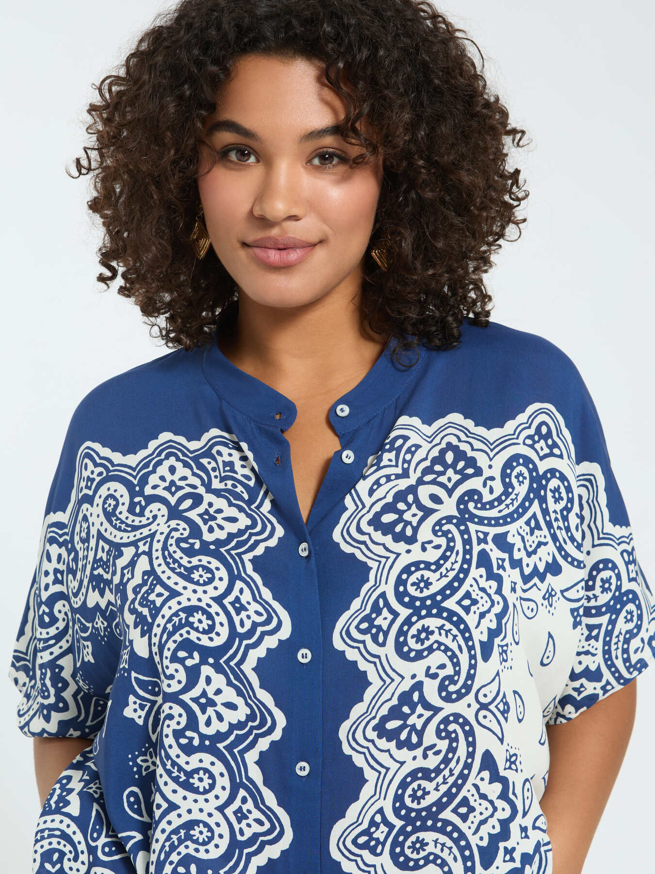 Blusa stampa bandana in viscosa image number 2