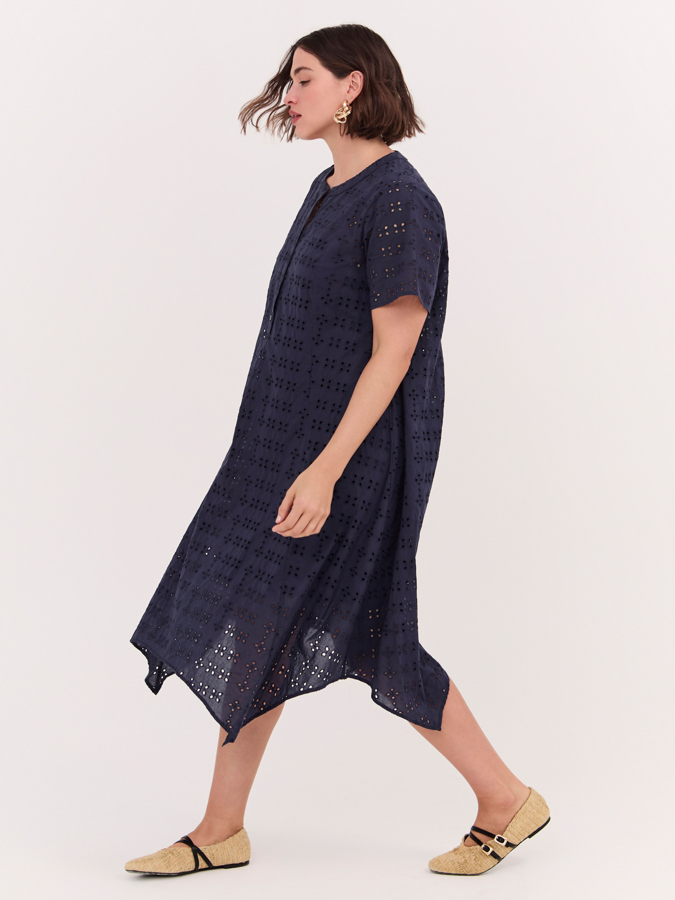 Free dress in sangallo image number 3
