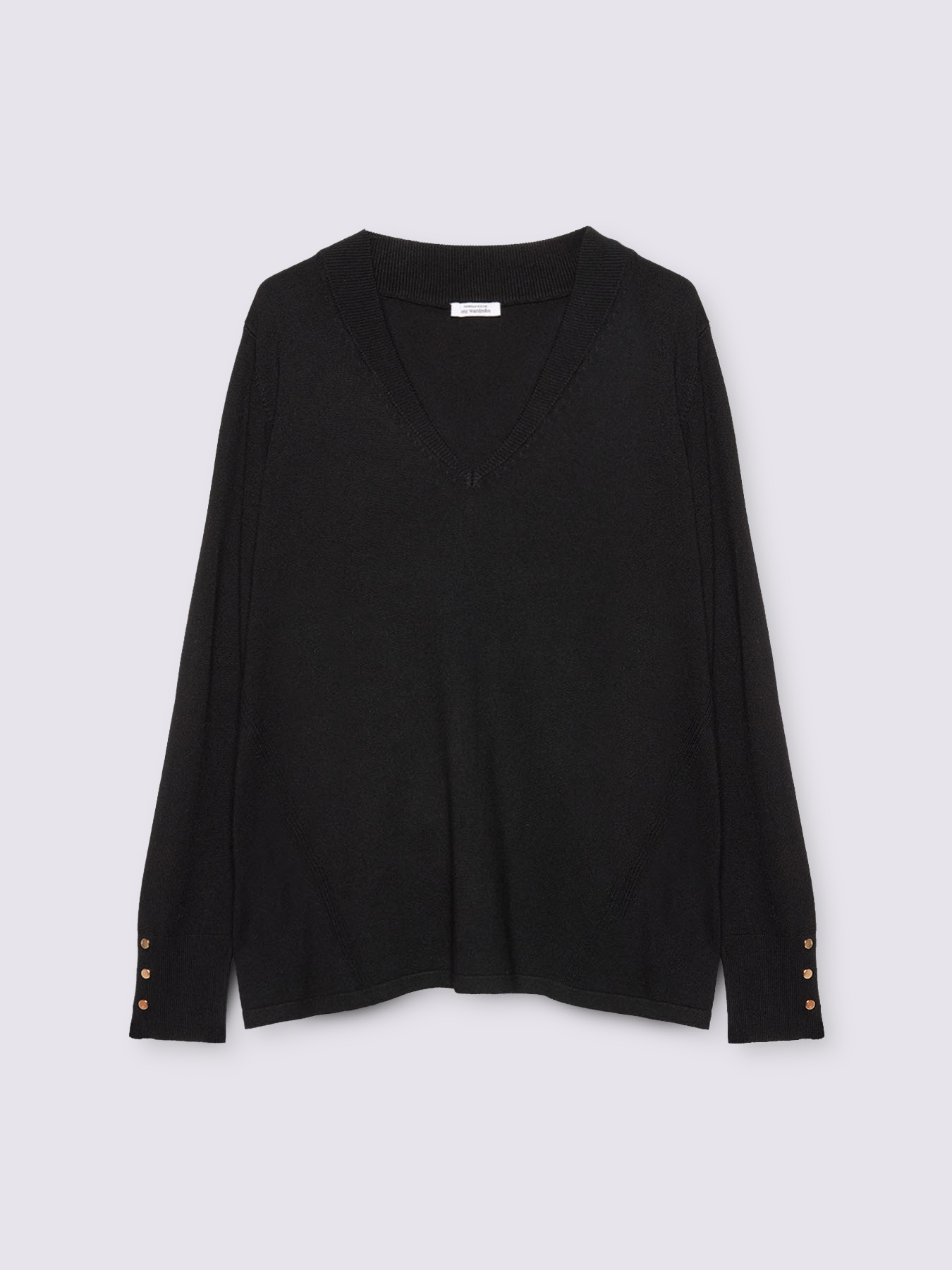 V-neck sweater with buttons on the cuffs image number 4