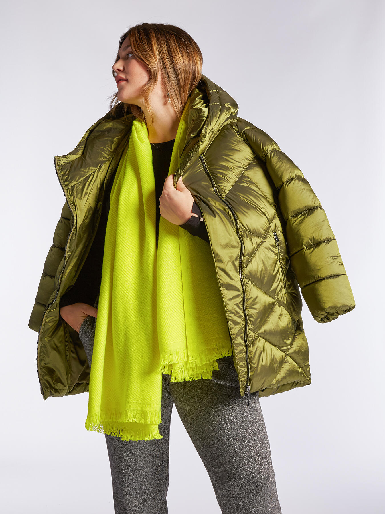 Sciarpa fluo image number 2