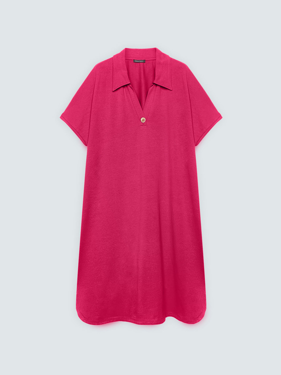 Dress with polo collar and jewel button