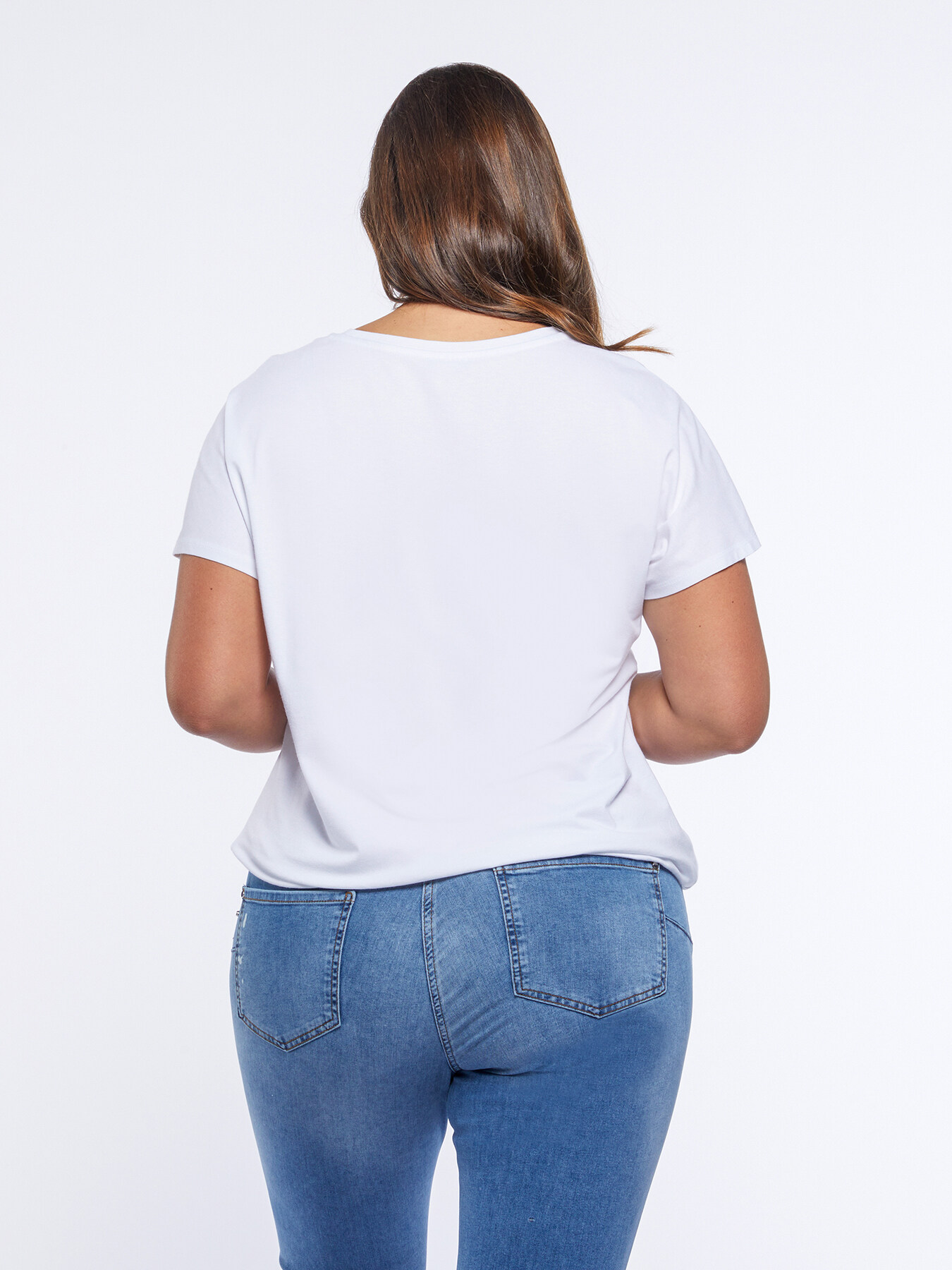 T-shirt con farfalle ricamate e scritta image number 1