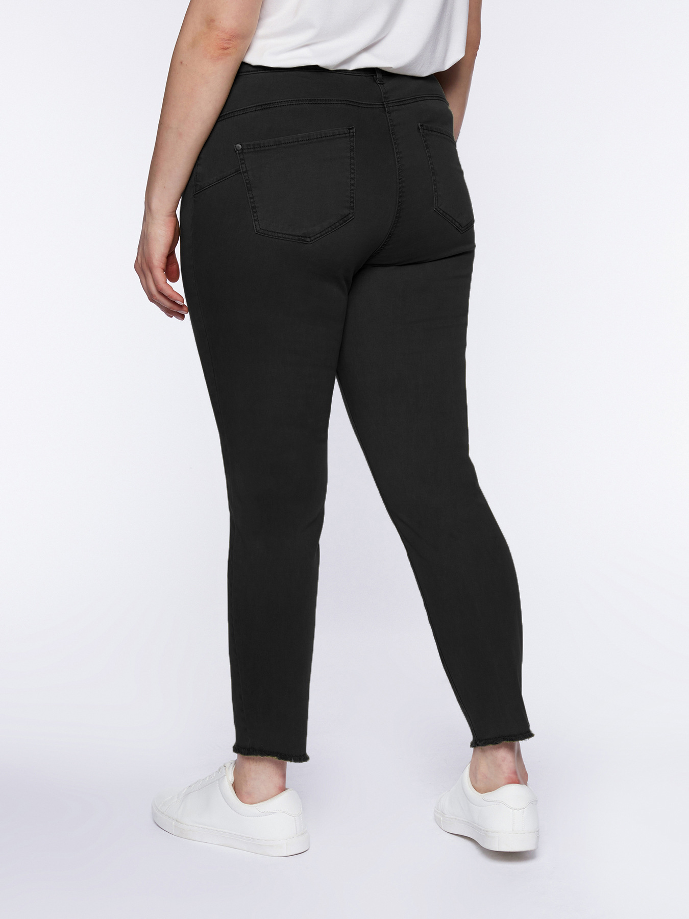 Skinny-Push-up-Hose aus farbigem Denim image number 1