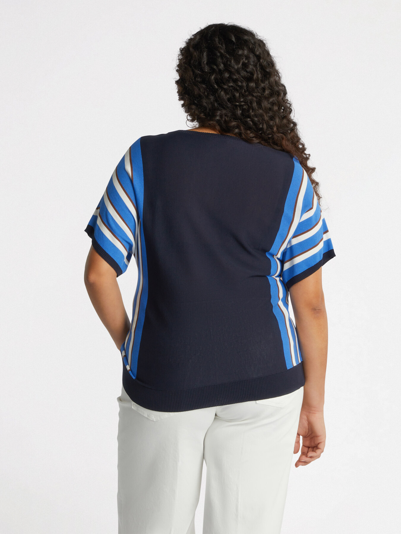 Sweater with short striped sleeves image number 1